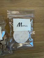 M&Miucy Edible Pet Treats - Freeze-Dried Chicken Breast, Teeth-Cleaning, Individual Small Packs, Universal for Dogs & Cats